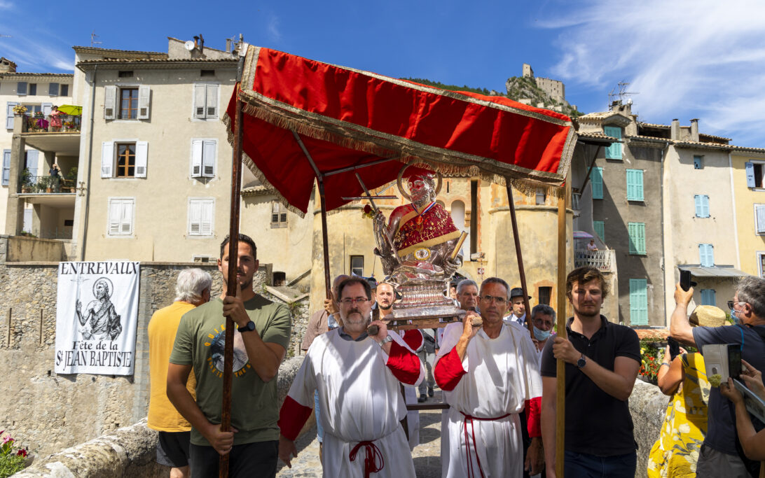 Pèlerinage de la Saint Jean. Entrevaux