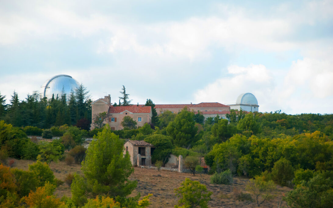 Vue du village et du Centre d'astronomie